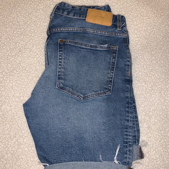 H&M Denim Shorts - Picture 1 of 2